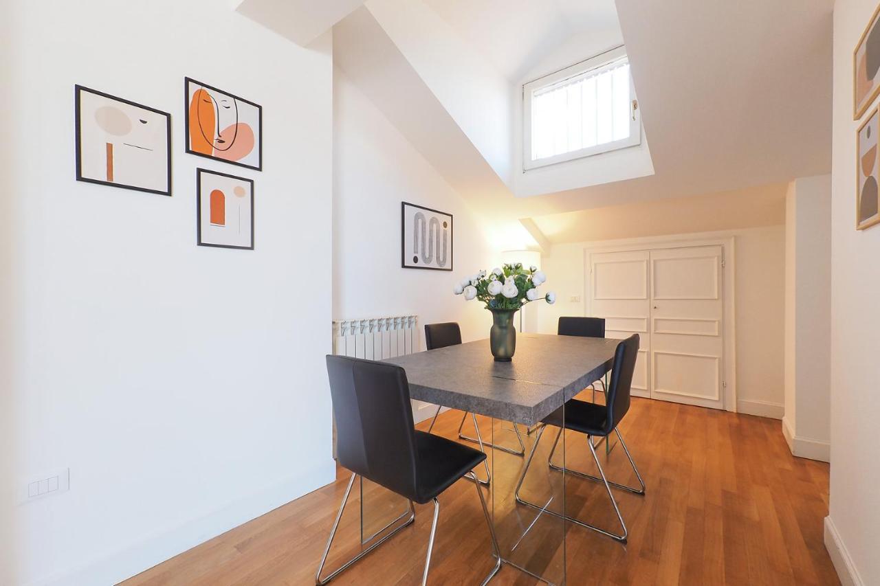 Contempora - Lanzone 5 * Milán